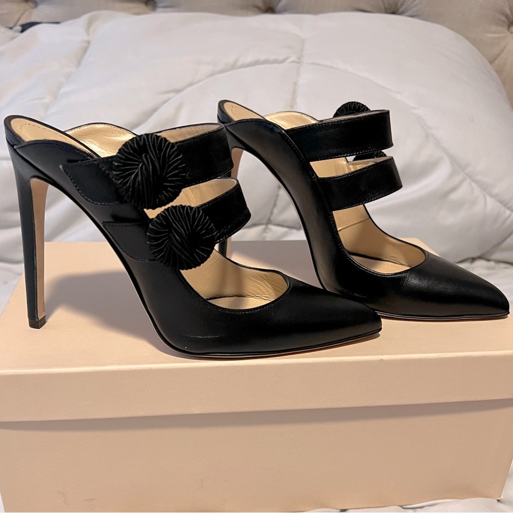 Chloe Gosselin Black Sandals